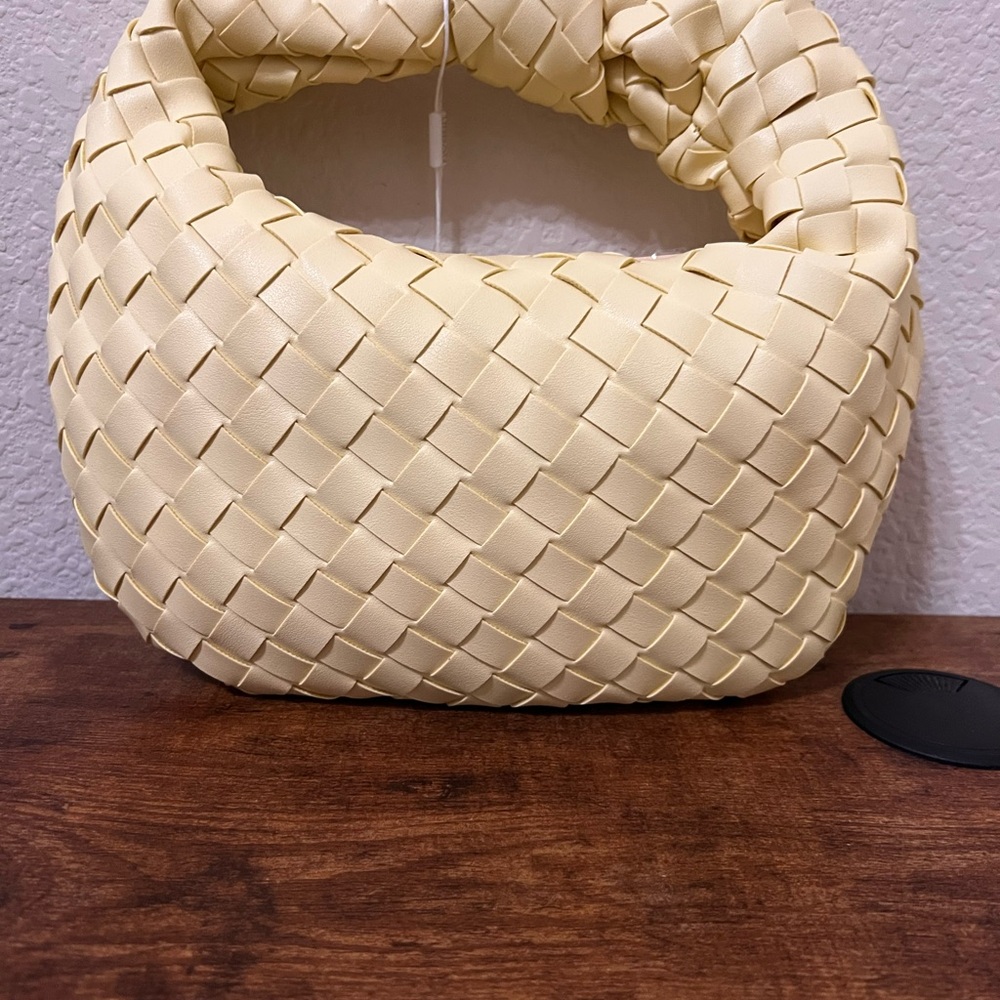 🧈⭐️Butter Yellow Urban Expressions Woven Handbag